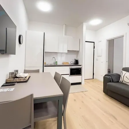公寓 Piazza Della Borsa 3c Tirabora Short Rent