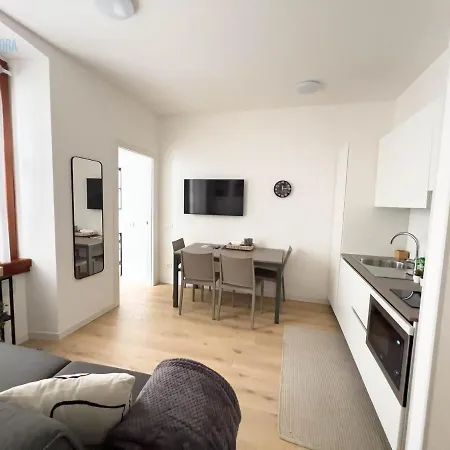 公寓 Piazza Della Borsa 3c Tirabora Short Rent *